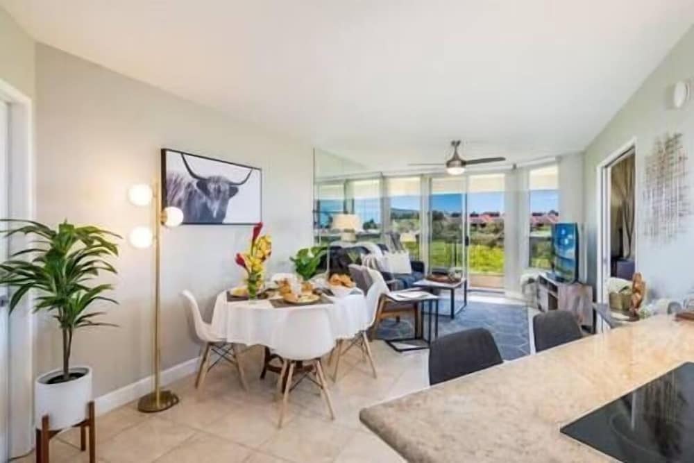 Signature Residences at Maui Banyan