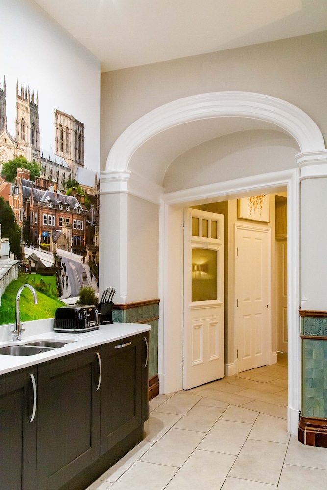 Goodramgate Apartments
