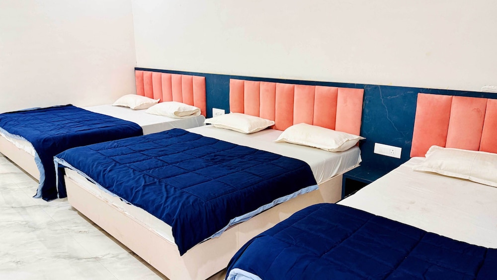 Hotel Raj Inn