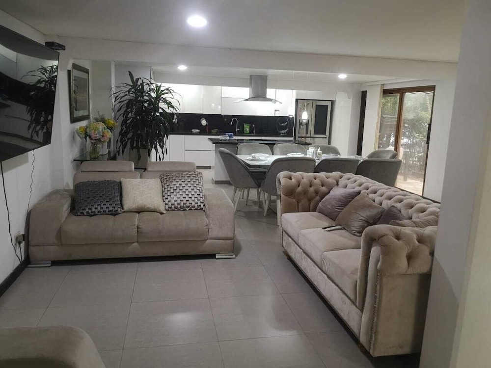 CASA SUYTE LEGUIZAMON - Property Image 30