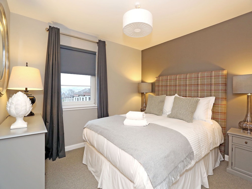 Comfortable Inverurie Home Close to Train Station view 5