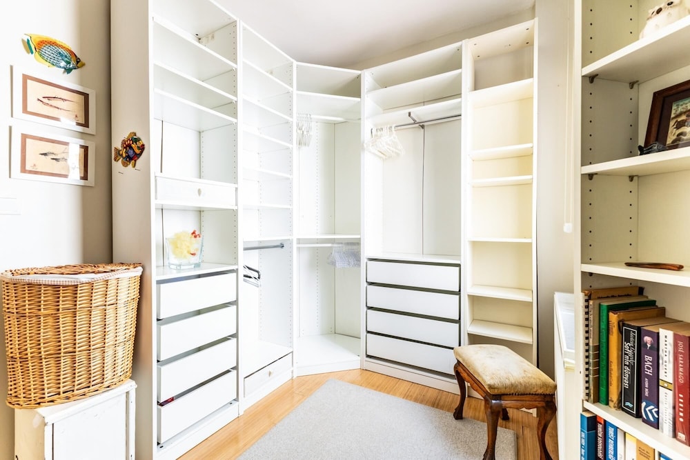 Elegant Flat w Terrace 15 min to Galata Tower
