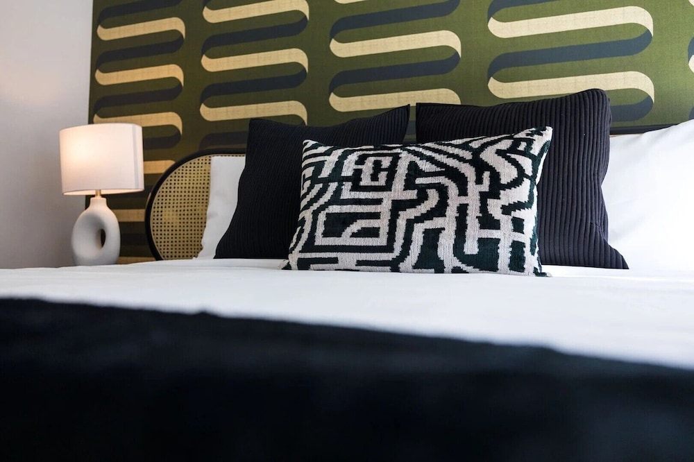 The Odyssey Apartments – by AvantStay Designer Stay in Midtown