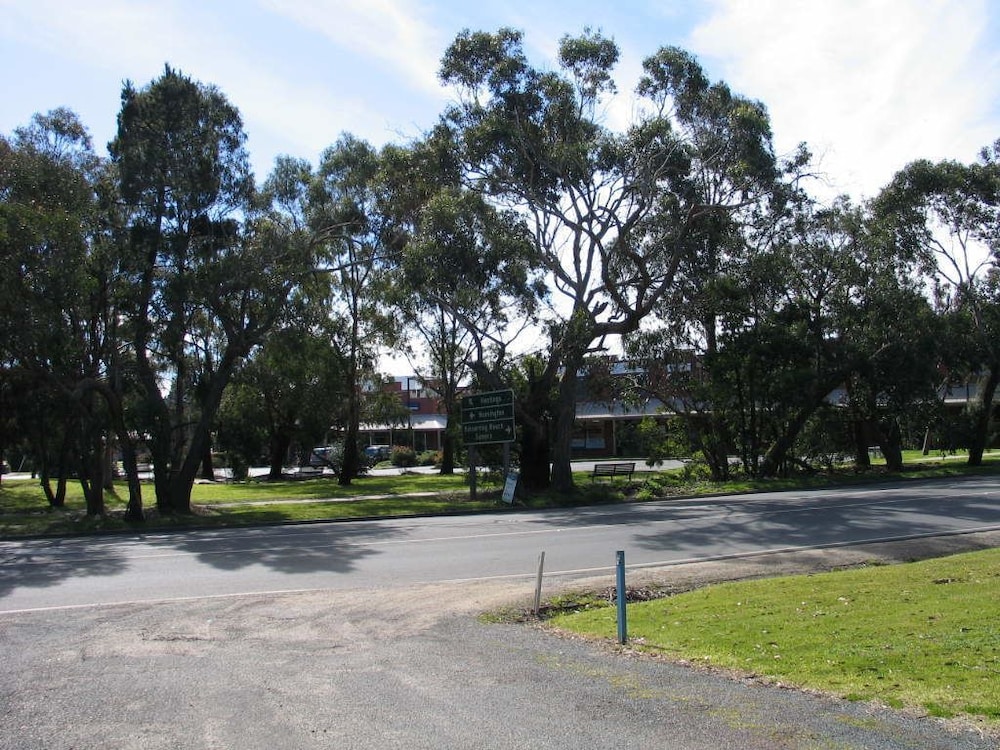 Balnarring Village Motor Inn