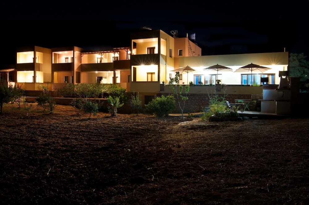Miraluna Hotel