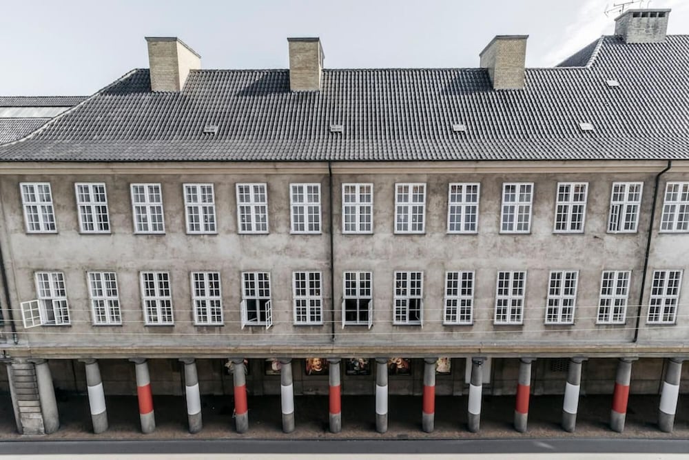 175sqm High-end Luxury Apartment - Heart of CPH view 3