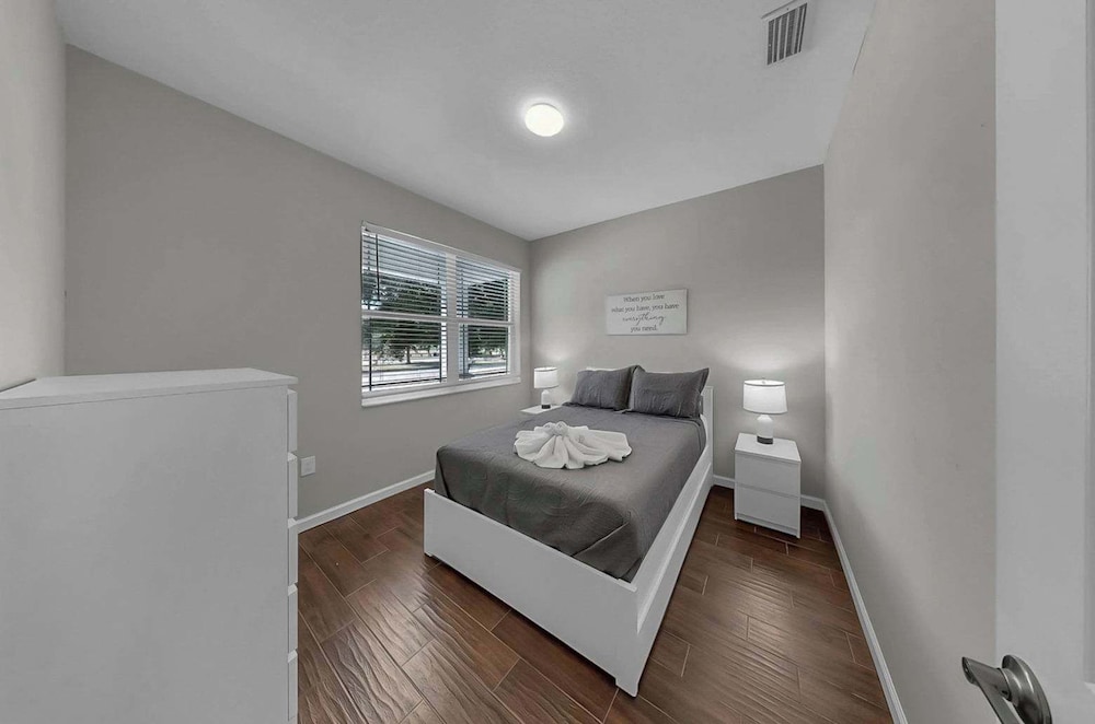 Cozy Downtown Tampa Retreat