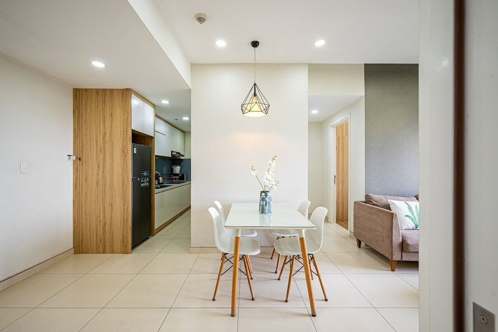 Masteri Luxury City Apartment