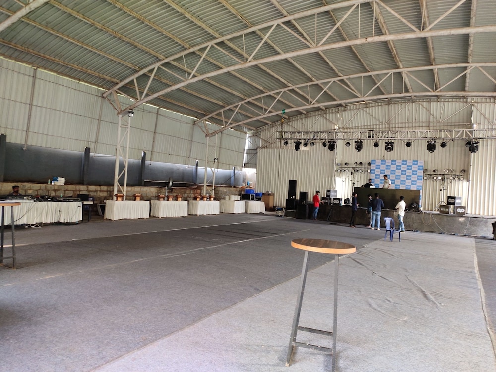 meeting & event spaces