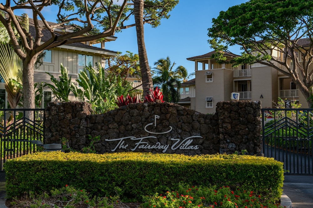 Tropical Top-floor Getaway - Fairway Villas G32 w/ Loft & Views