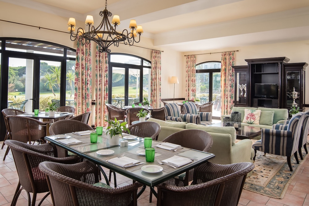 Pine Cliffs Ocean Suites, a Luxury Collection Resort & Spa