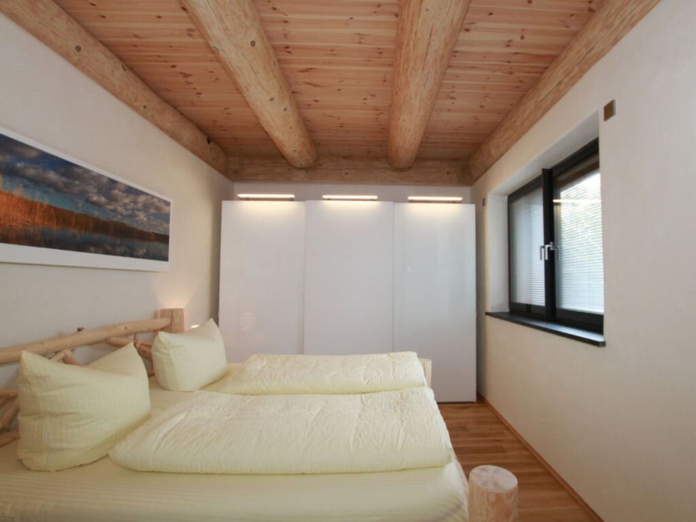 Canadian Log Cabin Comfortable Holiday Residence