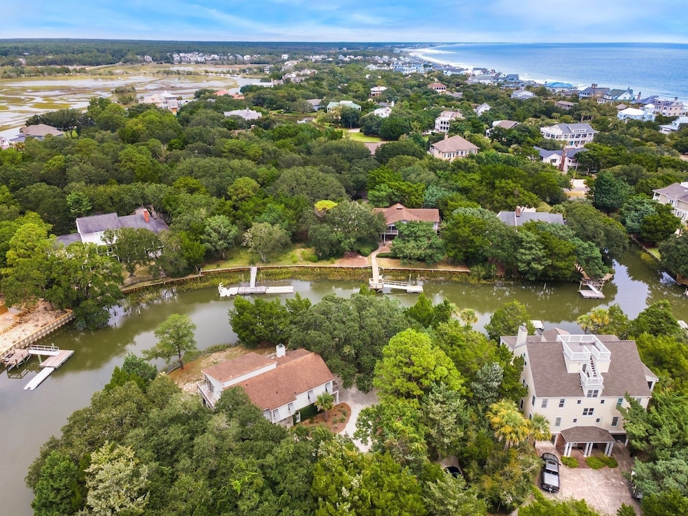 Sunny Pointe 4 Bedroom Home