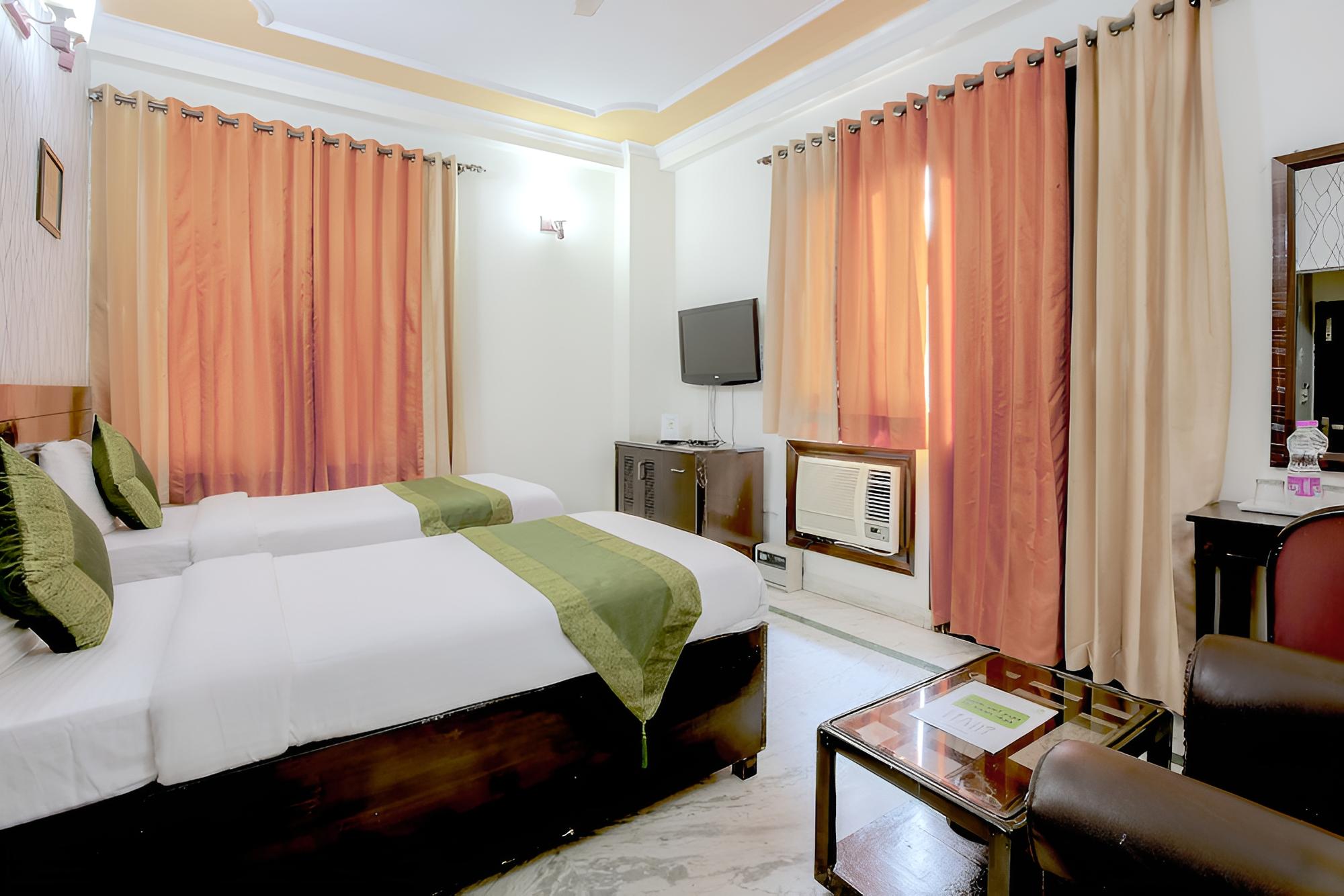 Treebo Trip Casa Cyber DLF phase 3