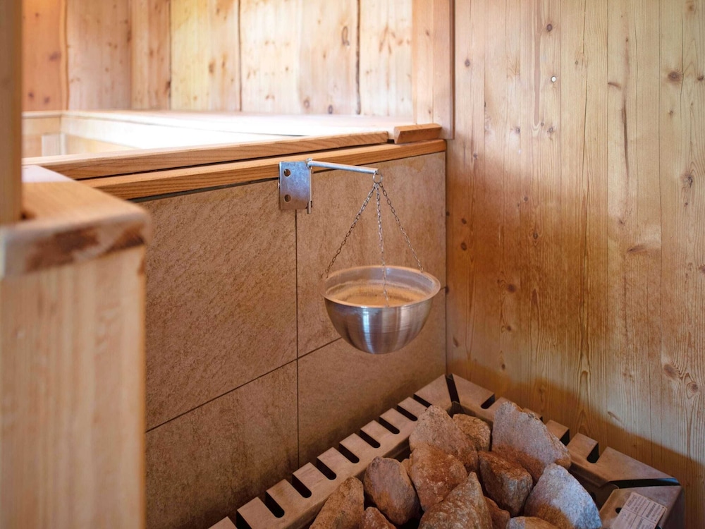 Cosy Holiday Home in bad Goisern With Balcony