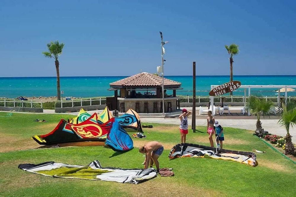 Aphroditebeachfrontresort Unique gem Direct by sea