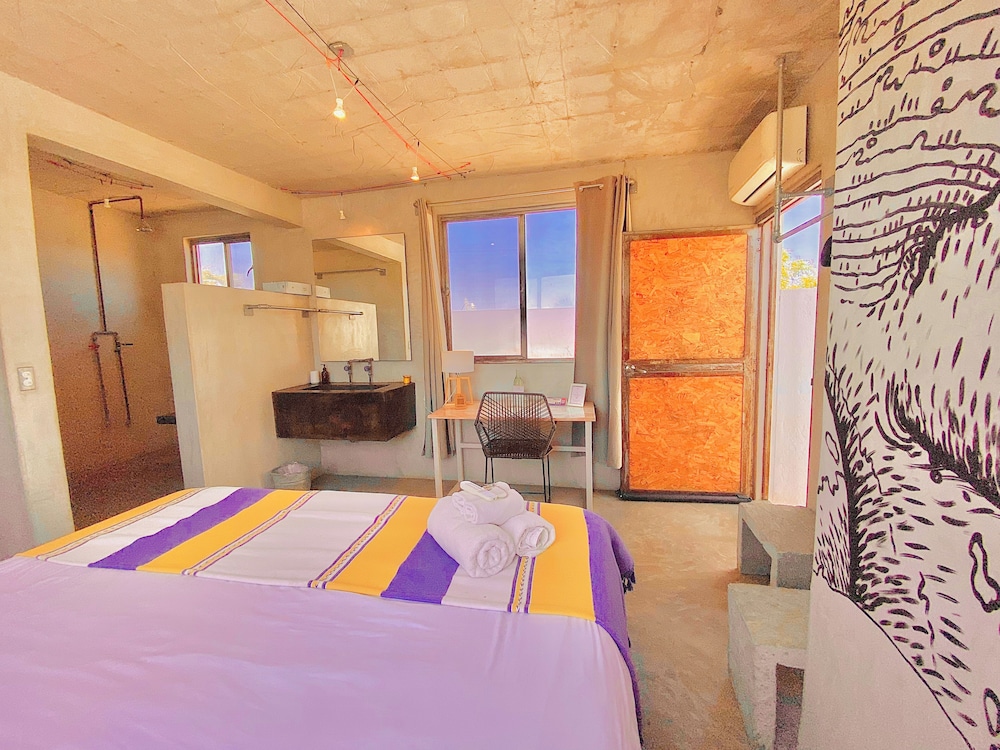 Perro Surfero Hotel Boutique - Todos Santos, BCS