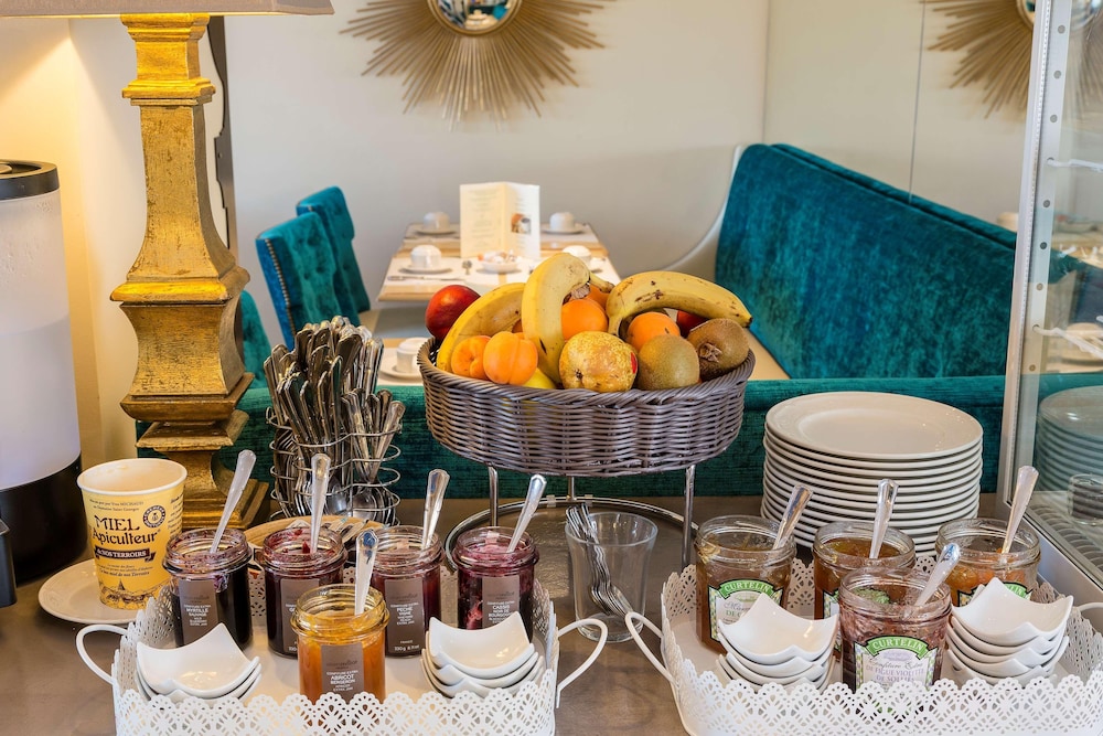 Le Suffren Hotel