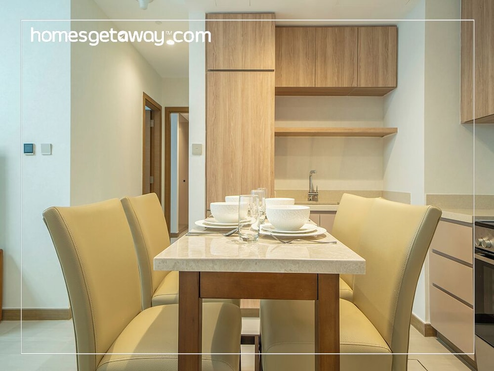 Contemporary 2BR Apt Fully Furnished