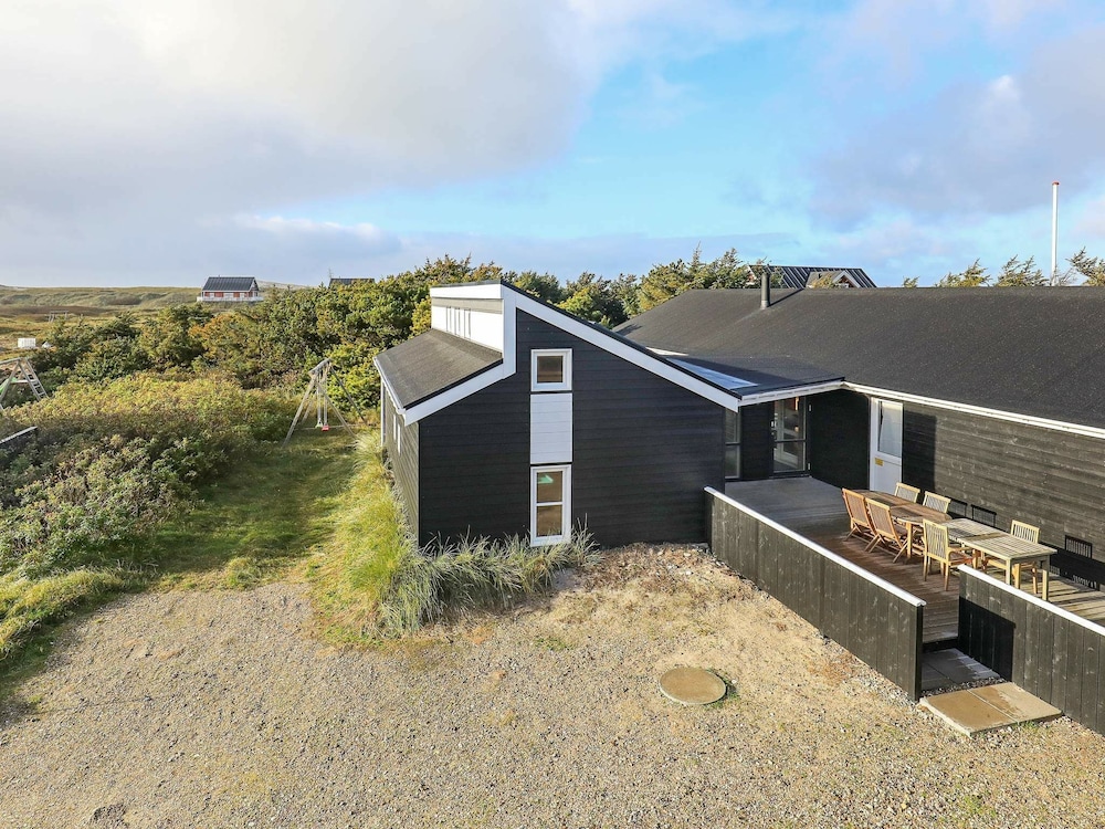 Spacious Cottage in Harboøre With Sauna view 3