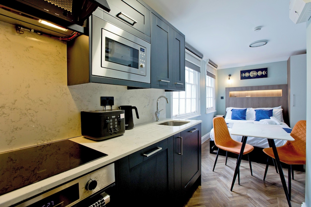 Imperial York Street Apartments