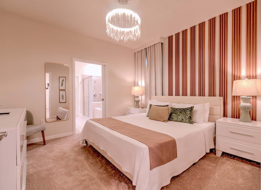 16231 Fantastic Family Home For The Perfect Stay