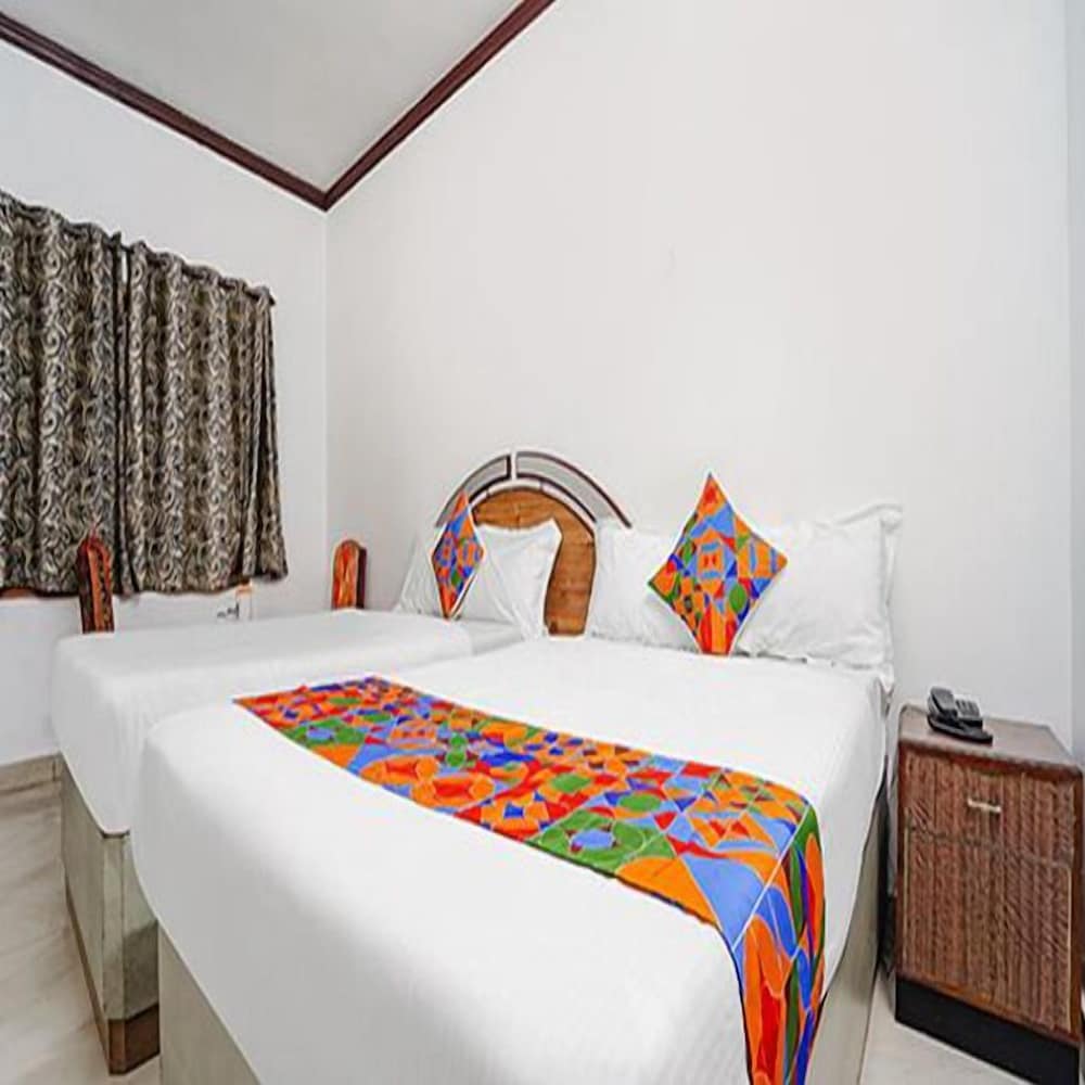 Hotel Orchid Inn