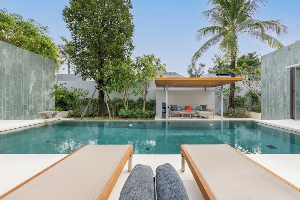 3BR Pool Villa Mana at Anchan Tropicana