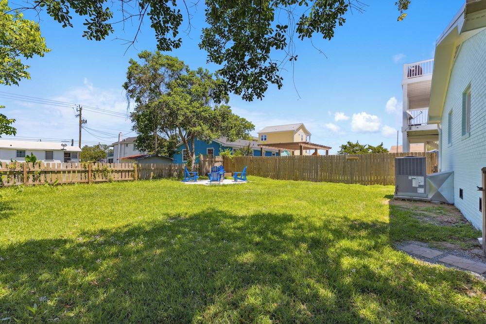 Rec Player's Retreat by Carolina Retreats