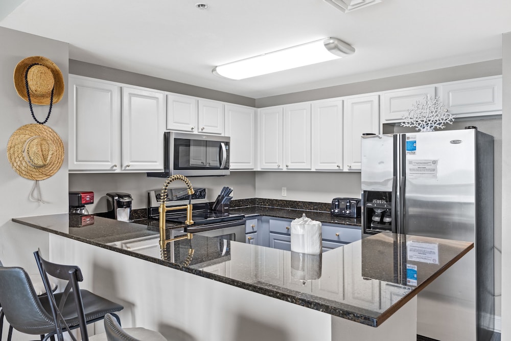 Calypso Beach Resort by Panhandle Getaways