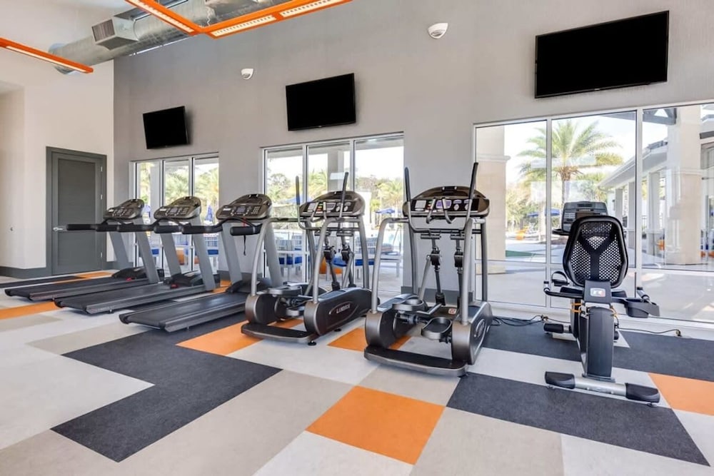 Upstay: Luxury 10br Mansion w Pool,hot Tub & Games view 2