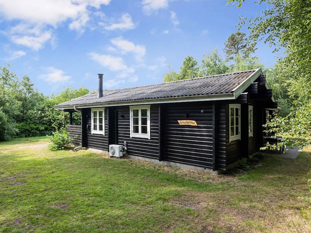 5 Star Holiday Home in Saeby