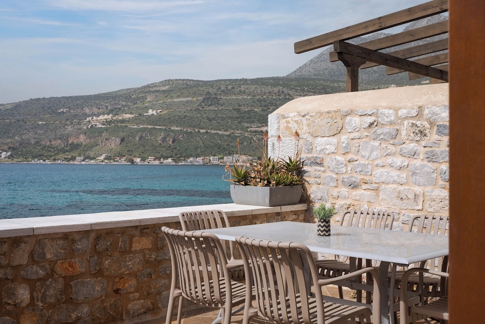 Aura Seafront Villa