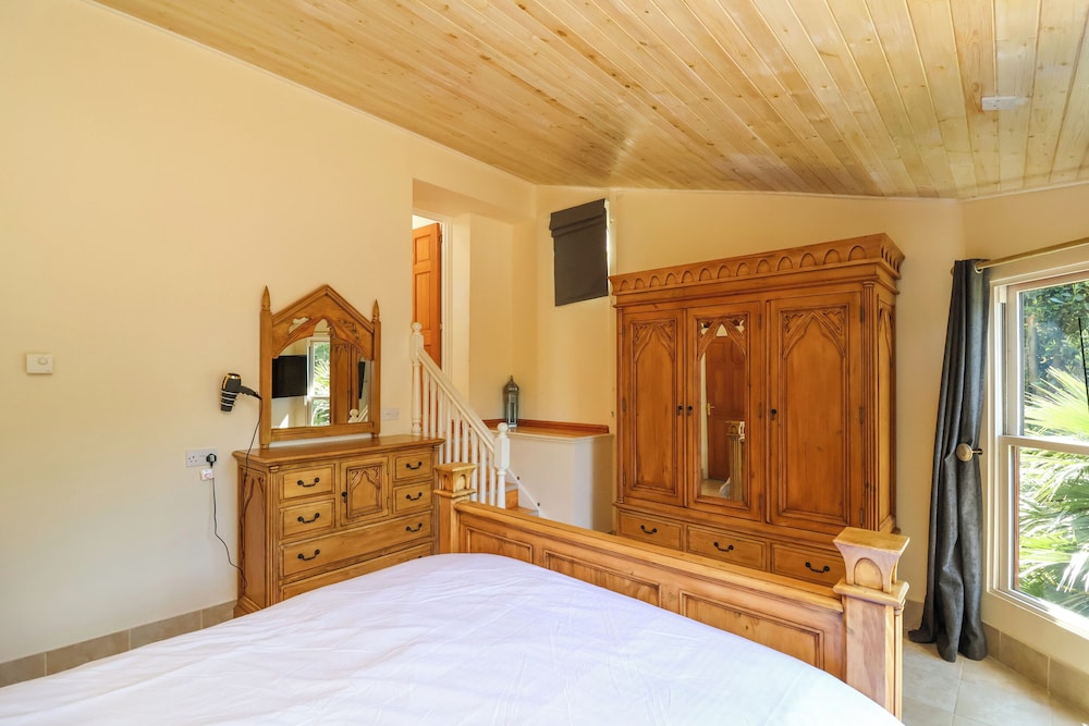 Bay Tree Lodge 35