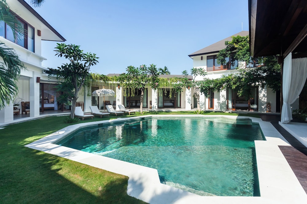 Villa Lenu