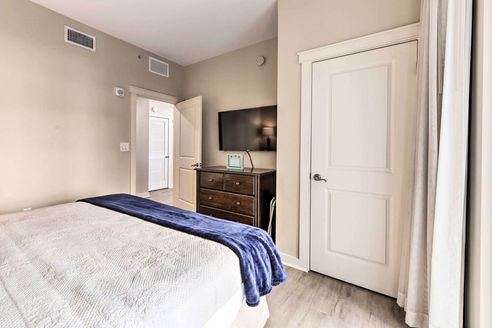 Scenic PCB Condo w/ Stunning Sunsets & Beach View!