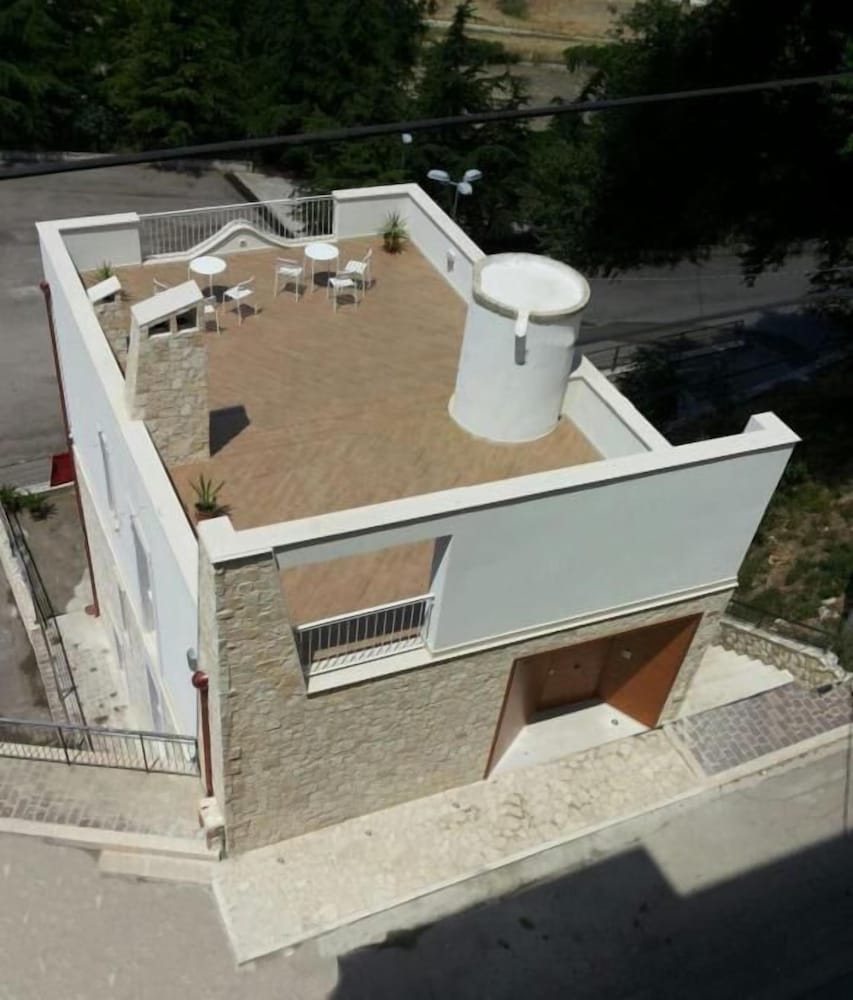 Photo 29