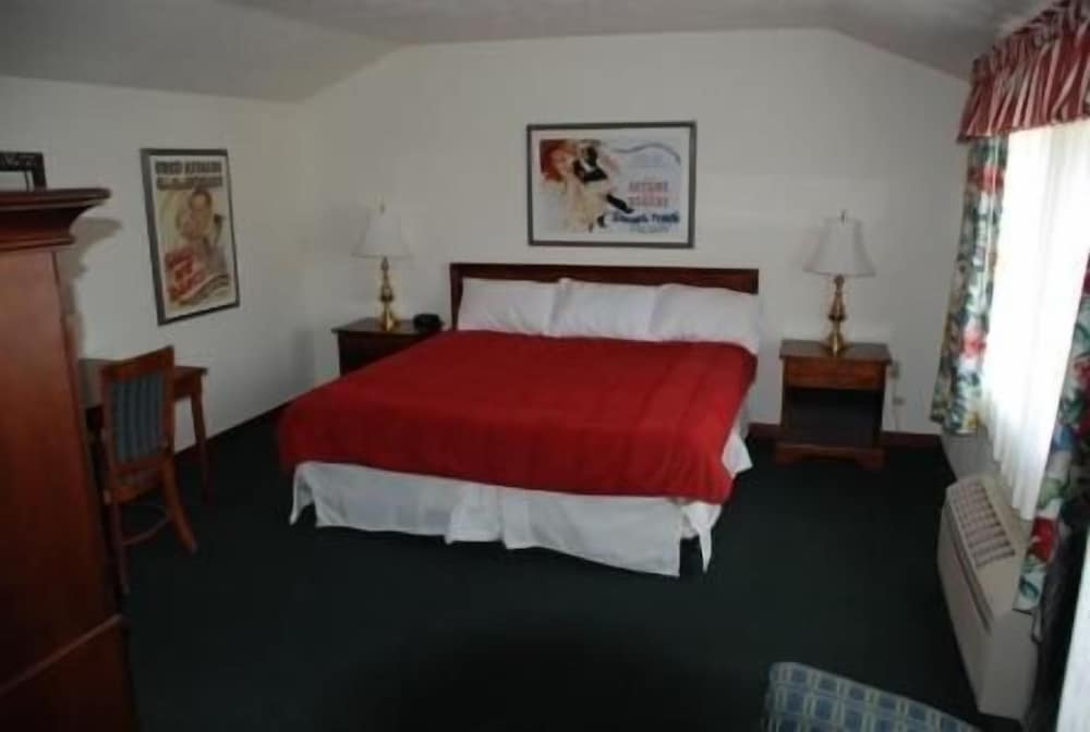 Beaver Dam Lodge view 2