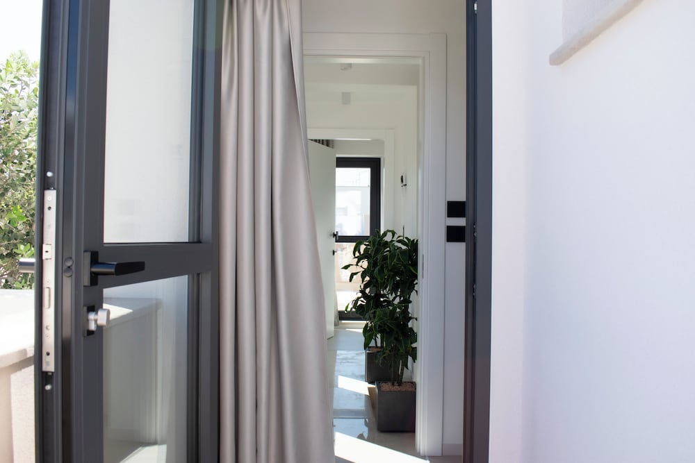 Kalinifta Rooms Luxury Style