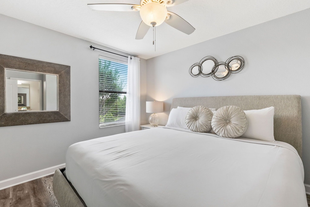 1417 Rolling Fairway Dr