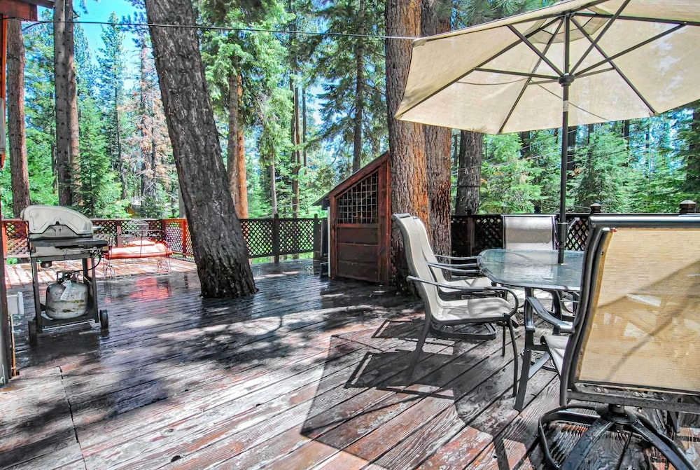 Tahoe Vista Cabin w/ Deck: 1 Mi to Kings Beach! view 2