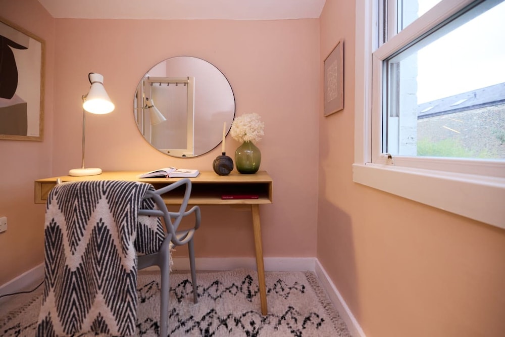 The Nunhead Place - Inviting 2bdr House With Garden