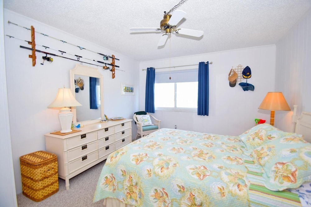 Bridgepoint Ii 5d 2 Bedroom Condo by RedAwning view 4