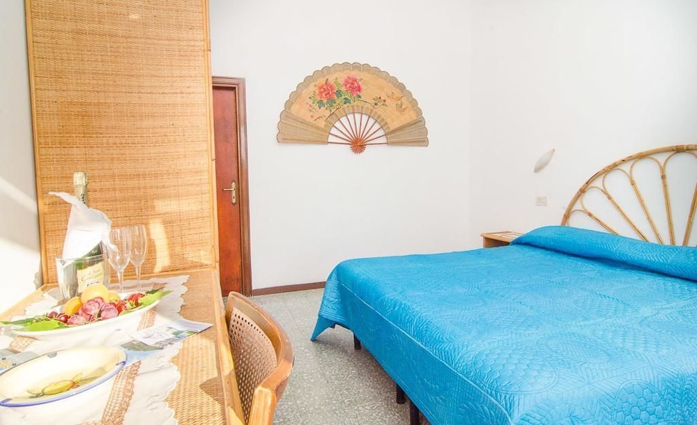 Villa Raffaela B&B