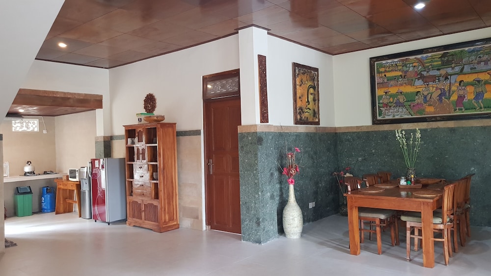 Villa Agung Khalia