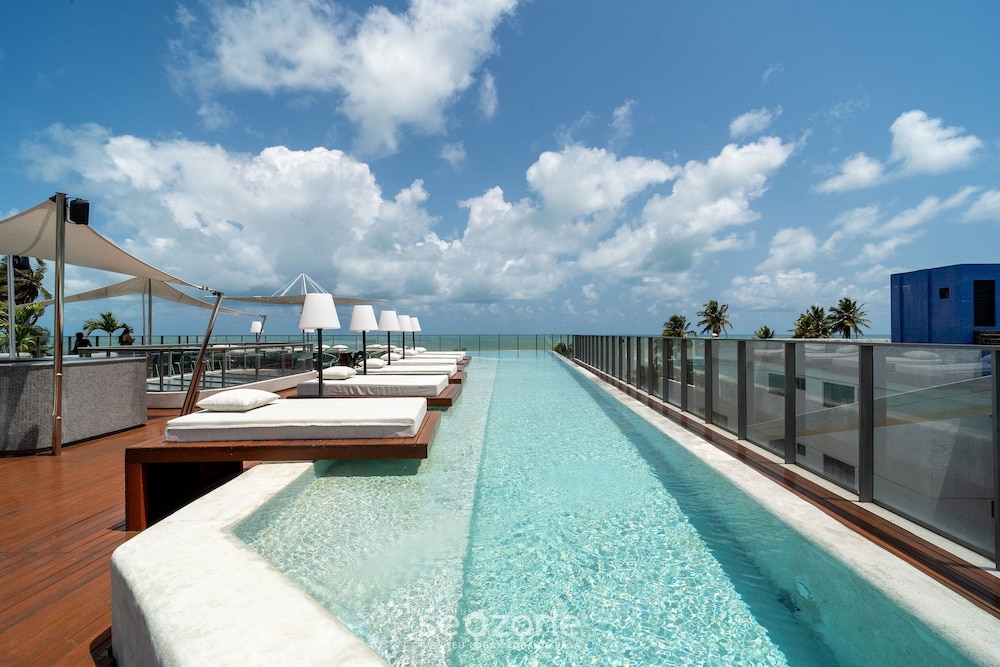 SYH - Complete Beachfront Condominium in Cabo Branco/pb