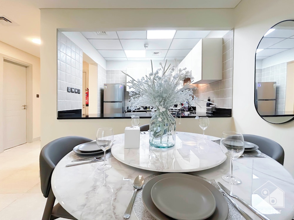Your Perfect Meydan Getaway: 1B Polo Residence C3