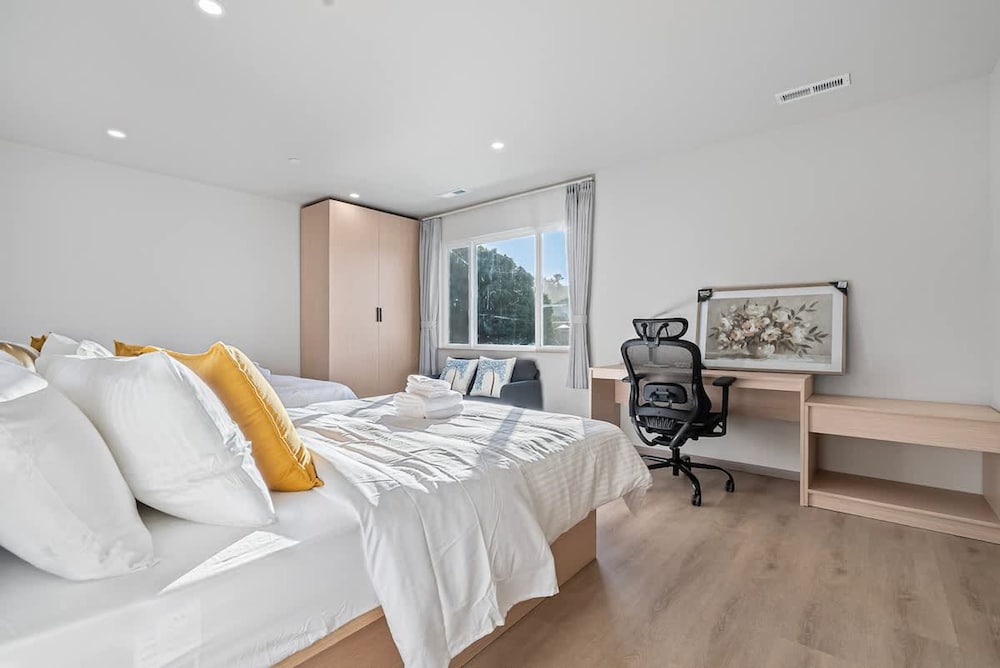 Daly City 3B Home Great Location