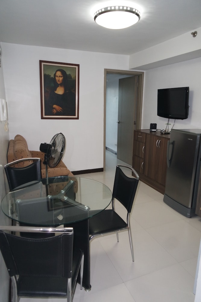 Solemare Parksuites Condo R Us, Parañaque - 15