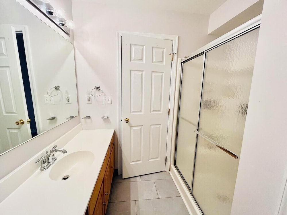 Sanibel Circle 3700 # 3702